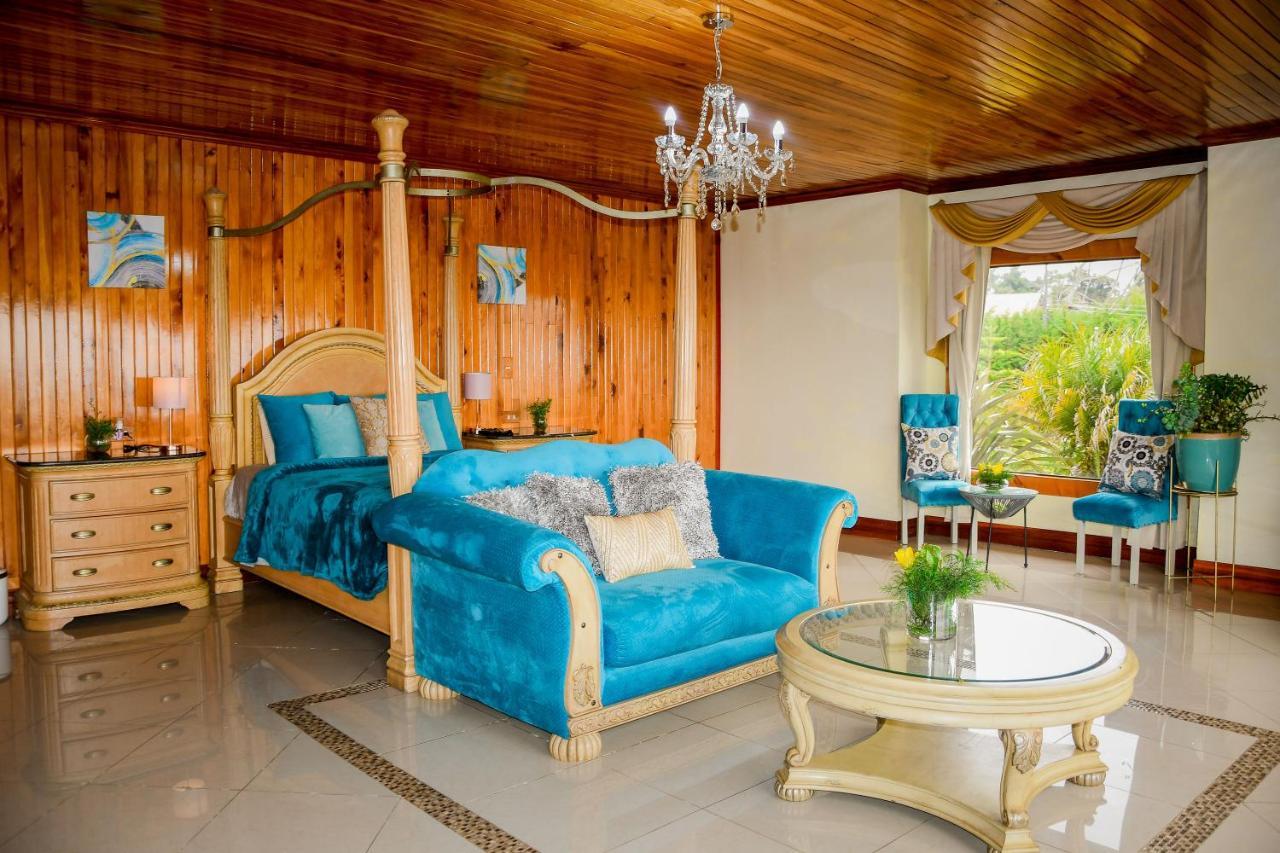 Poas Paradise Bed & Breakfast Poasito Exterior photo