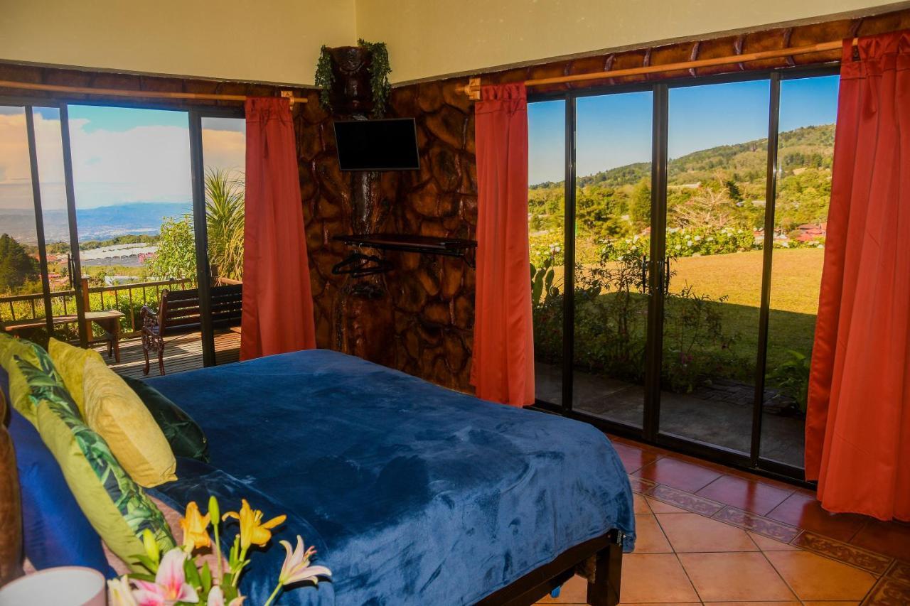 Poas Paradise Bed & Breakfast Poasito Exterior photo