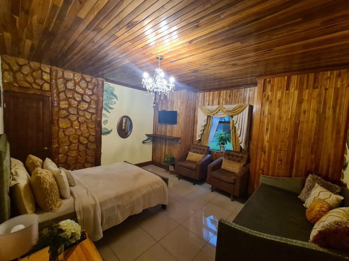 Poas Paradise Bed & Breakfast Poasito Exterior photo